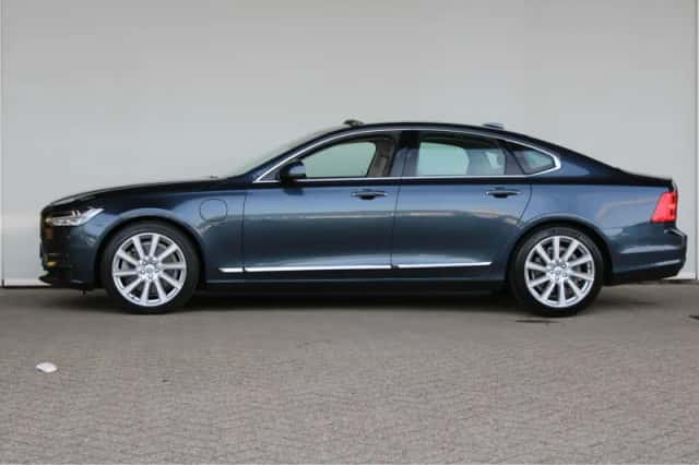 Volvo S90 (2018) thumbnail 9