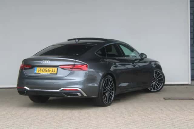 Audi A5 (2020) thumbnail 5
