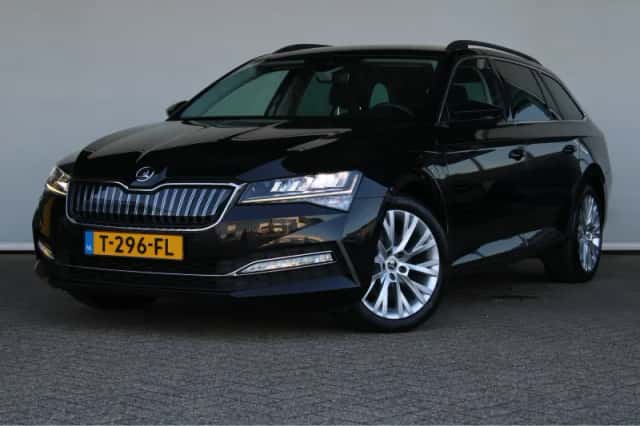 Škoda Superb (2020) thumbnail 1