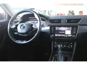 Škoda Superb (2020) thumbnail 17