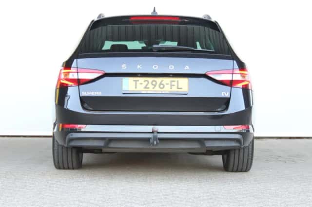 Škoda Superb (2020) thumbnail 7