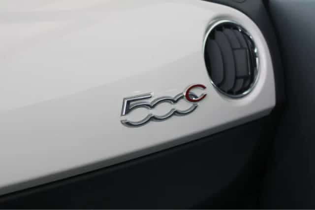 Fiat 500C (2017) thumbnail 30