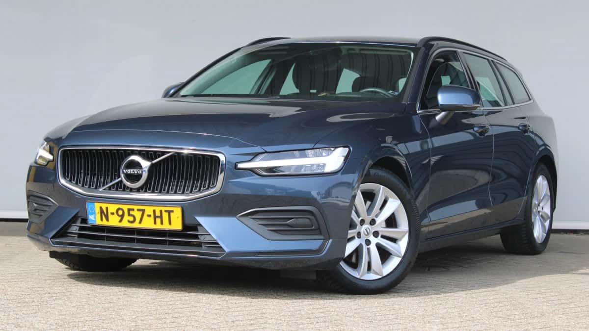 Volvo V60 (2021) — foto 1