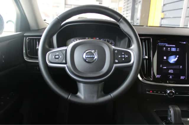Volvo V60 (2021) thumbnail 17