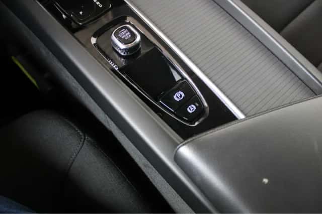 Volvo V60 (2021) thumbnail 22
