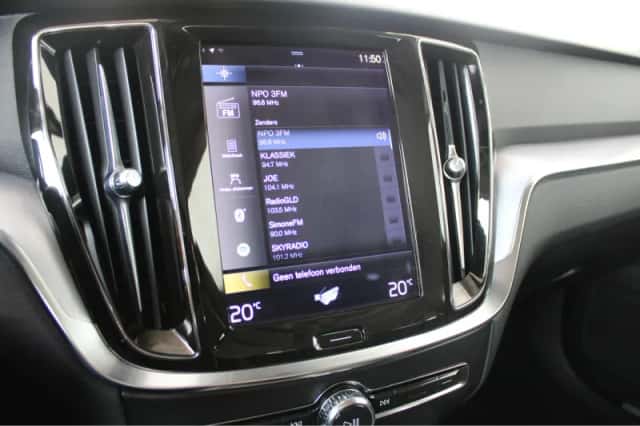 Volvo V60 (2021) thumbnail 25