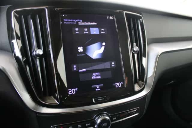 Volvo V60 (2021) thumbnail 27