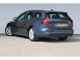 Volvo V60 (2021) thumbnail 7