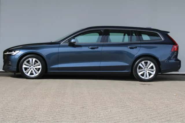Volvo V60 (2021) thumbnail 8