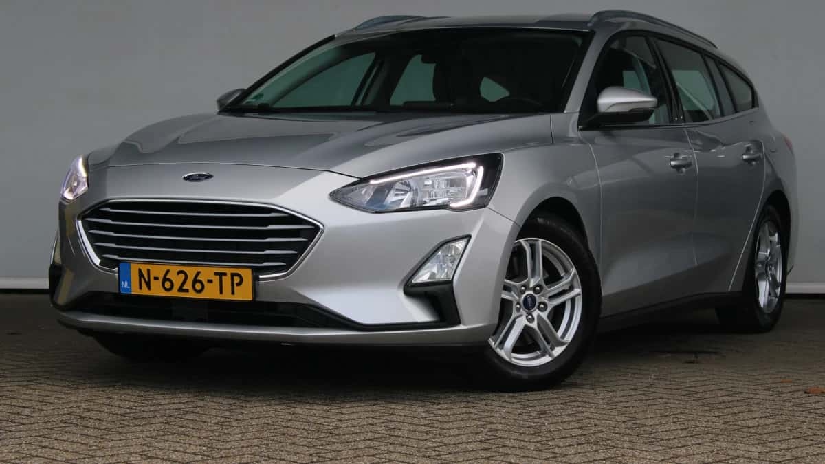 Ford Focus (2022) — foto 1