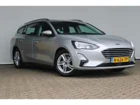 Ford Focus (2022) thumbnail 3