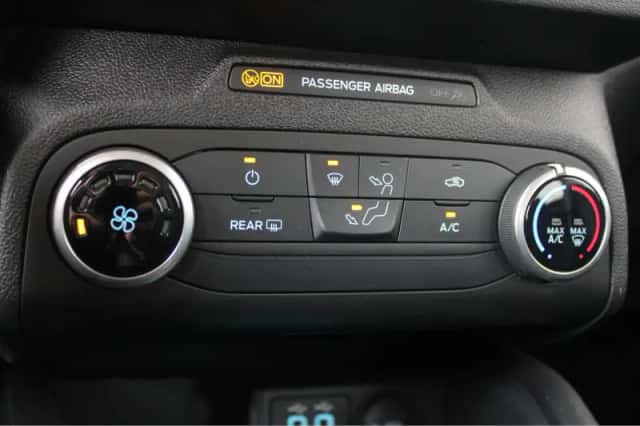 Ford Focus (2022) thumbnail 28