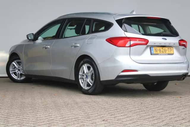 Ford Focus (2022) thumbnail 7