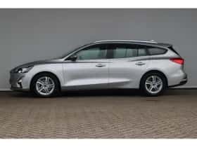 Ford Focus (2022) thumbnail 8