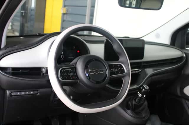 Fiat 500 (2026) thumbnail 9