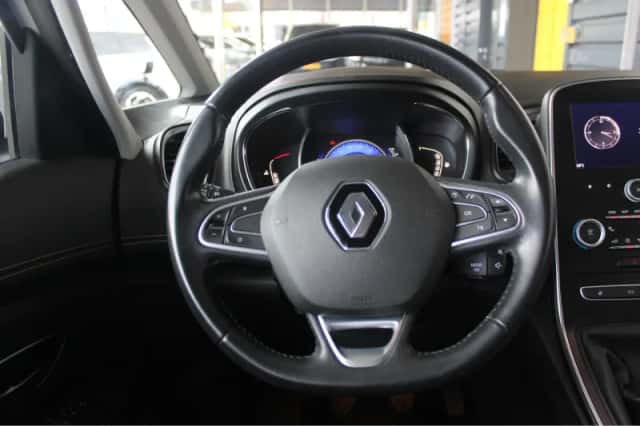 Renault Scénic (2018) thumbnail 18