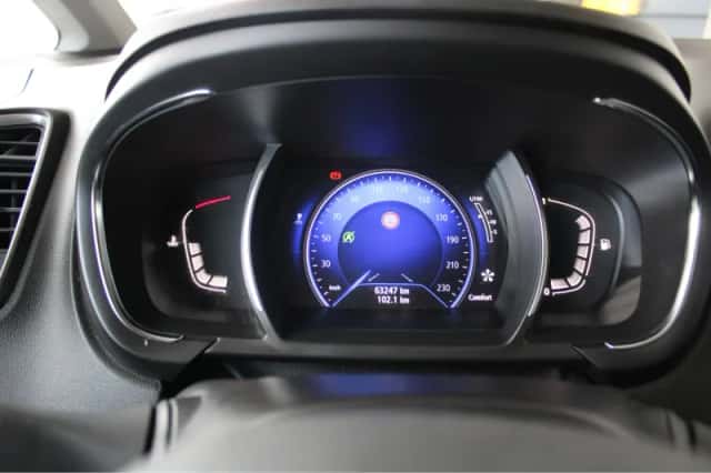 Renault Scénic (2018) thumbnail 24
