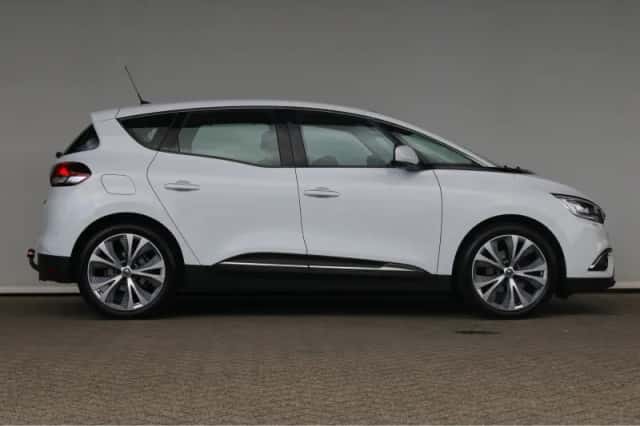 Renault Scénic (2018) thumbnail 4