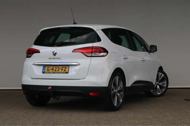Renault Scénic (2018) thumbnail 5