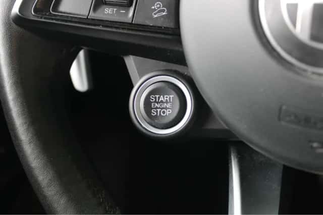 Alfa Romeo Stelvio (2022) thumbnail 32
