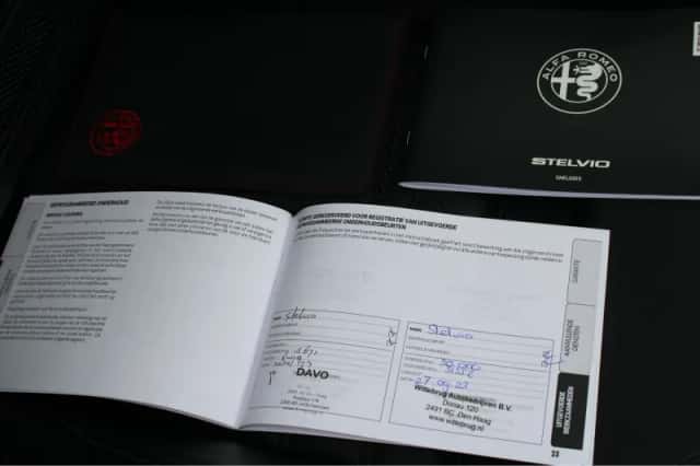 Alfa Romeo Stelvio (2022) thumbnail 45
