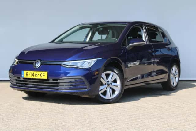 Volkswagen Golf (2022) thumbnail 1