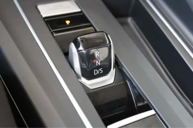 Volkswagen Golf (2022) thumbnail 29
