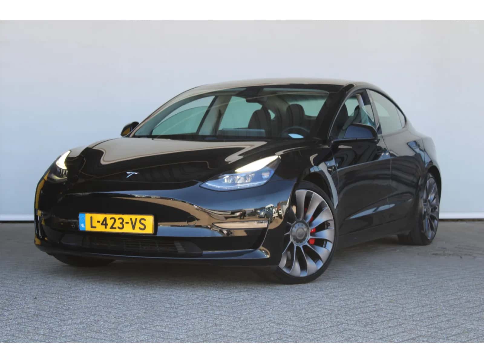 Tesla Model 3 (2021) — foto 1