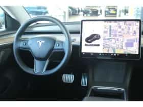 Tesla Model 3 (2021) thumbnail 17