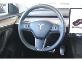 Tesla Model 3 (2021) thumbnail 18