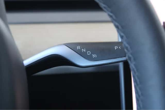 Tesla Model 3 (2021) thumbnail 25