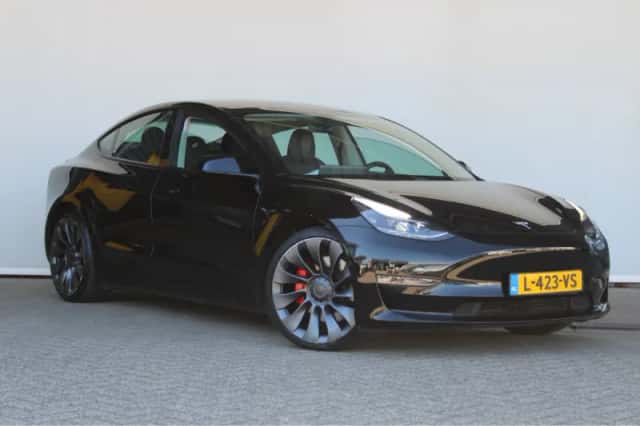 Tesla Model 3 (2021) thumbnail 4