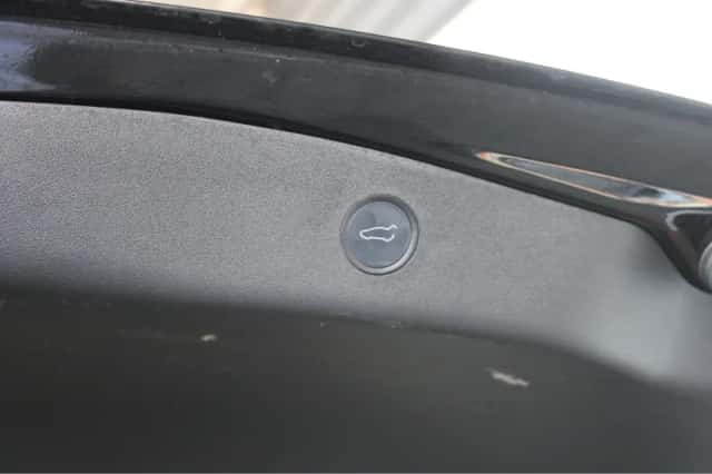 Tesla Model 3 (2021) thumbnail 37