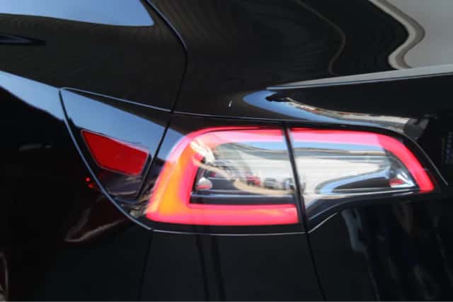 Tesla Model 3 (2021) thumbnail 38