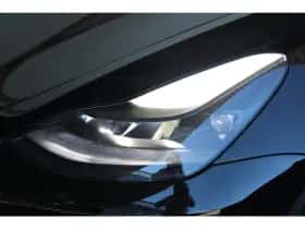 Tesla Model 3 (2021) thumbnail 41