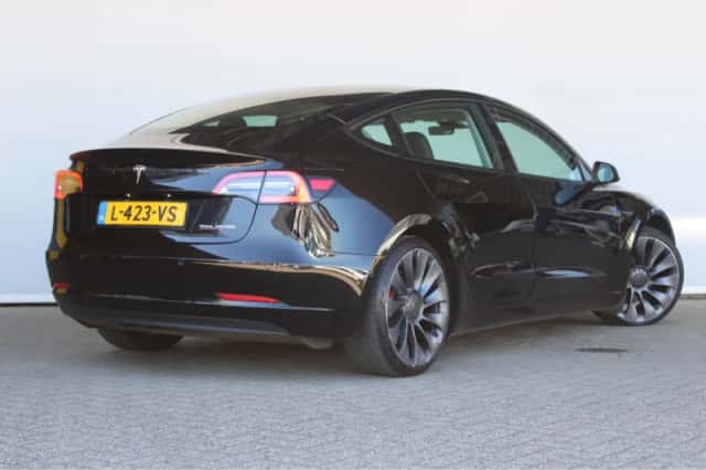 Tesla Model 3 (2021) thumbnail 6