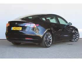 Tesla Model 3 (2021) thumbnail 6