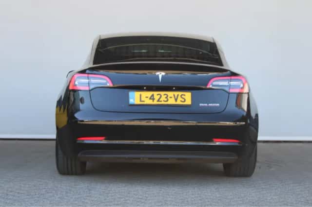 Tesla Model 3 (2021) thumbnail 7