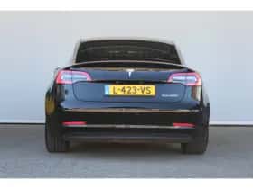 Tesla Model 3 (2021) thumbnail 7