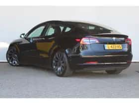 Tesla Model 3 (2021) thumbnail 8