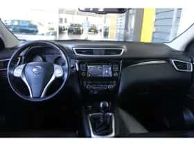 Nissan Qashqai (2017) thumbnail 16