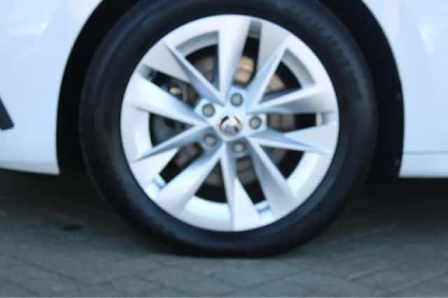 Škoda Octavia (2022) thumbnail 33