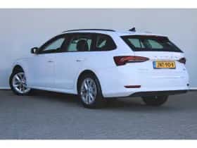 Škoda Octavia (2022) thumbnail 7