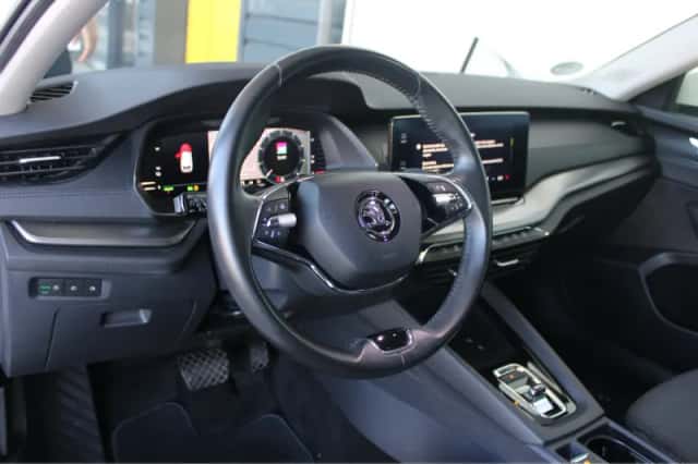 Škoda Octavia (2022) thumbnail 9