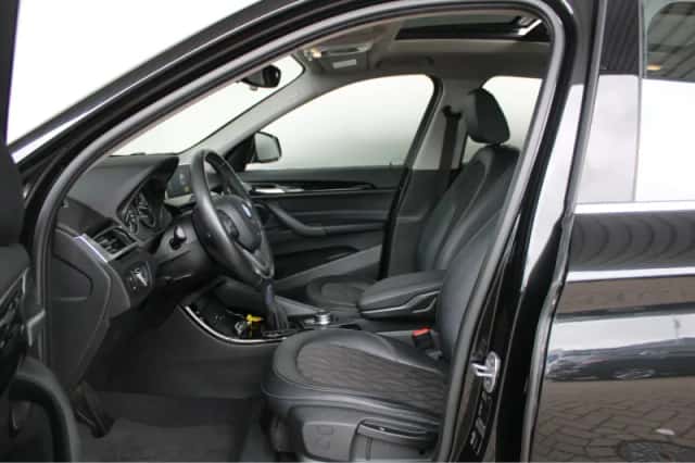 BMW X1 (2017) thumbnail 17