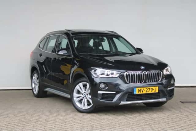 BMW X1 (2017) thumbnail 3