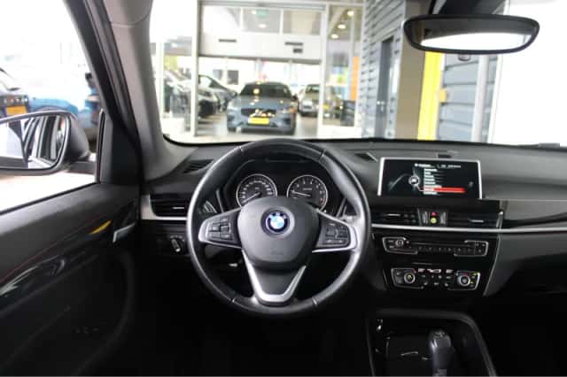 BMW X1 (2017) thumbnail 42