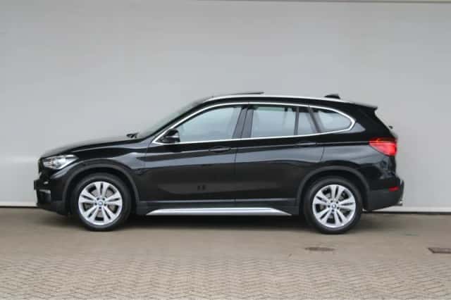 BMW X1 (2017) thumbnail 8
