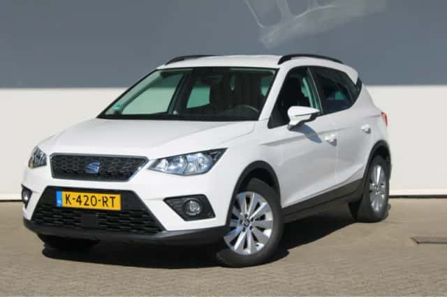 SEAT Arona (2021) thumbnail 1