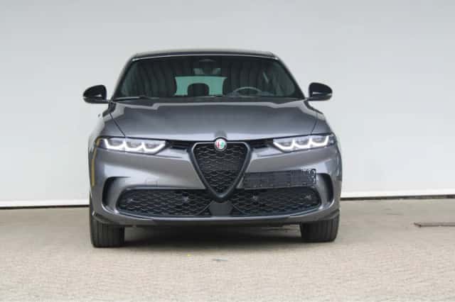 Alfa Romeo Tonale (2025) thumbnail 2